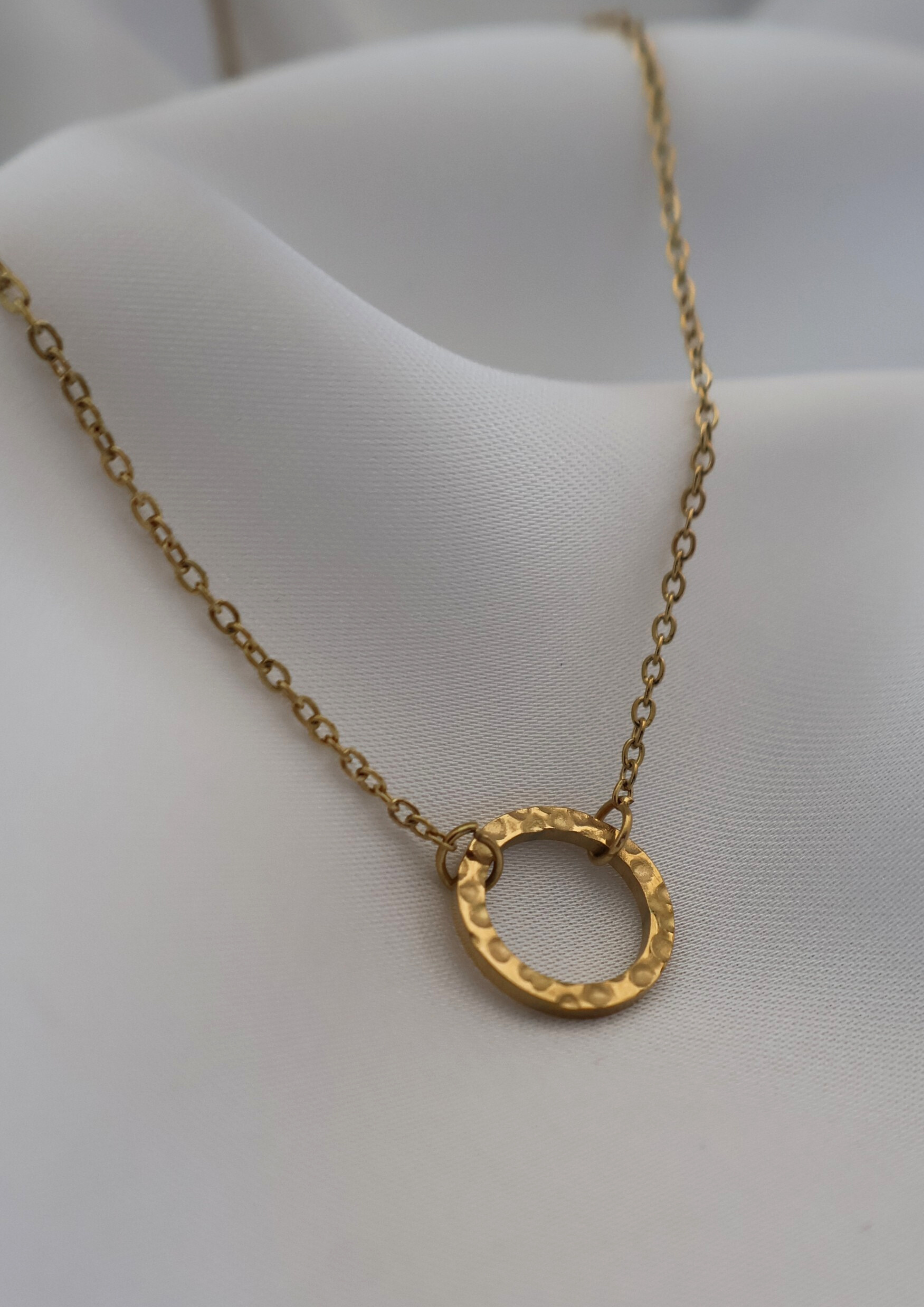 Raya Halskette I Gold