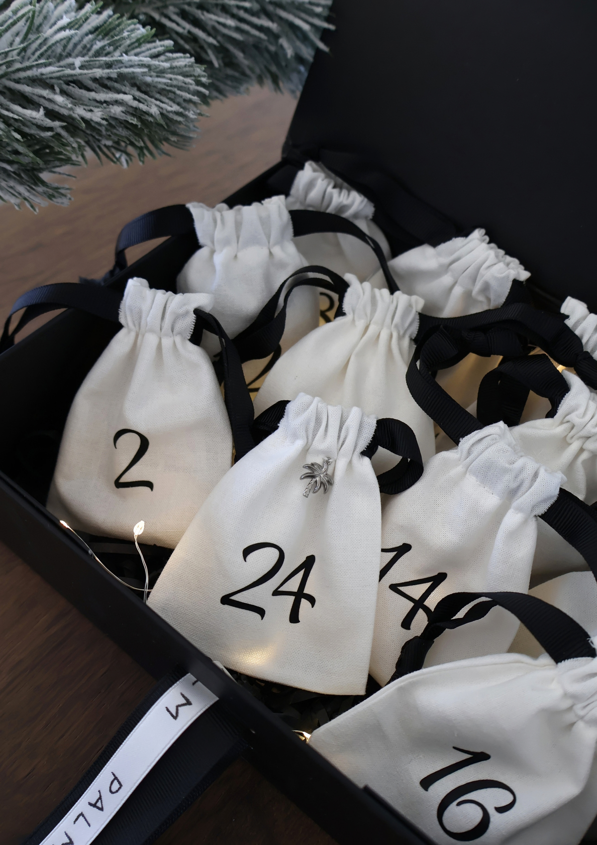 Advent calendar - 24 days of golden sparkle I GOLD