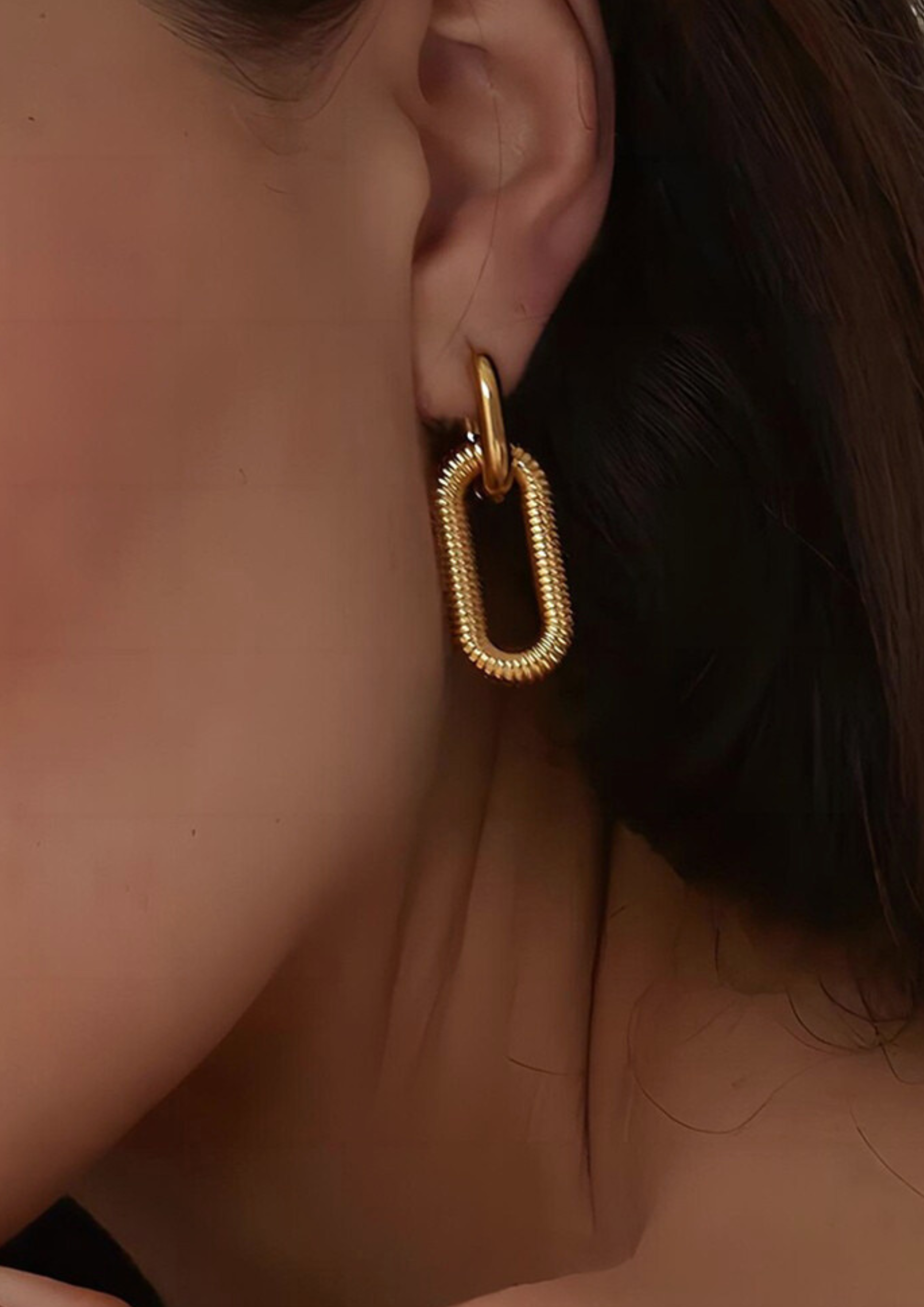 Contour Ohrringe I Gold