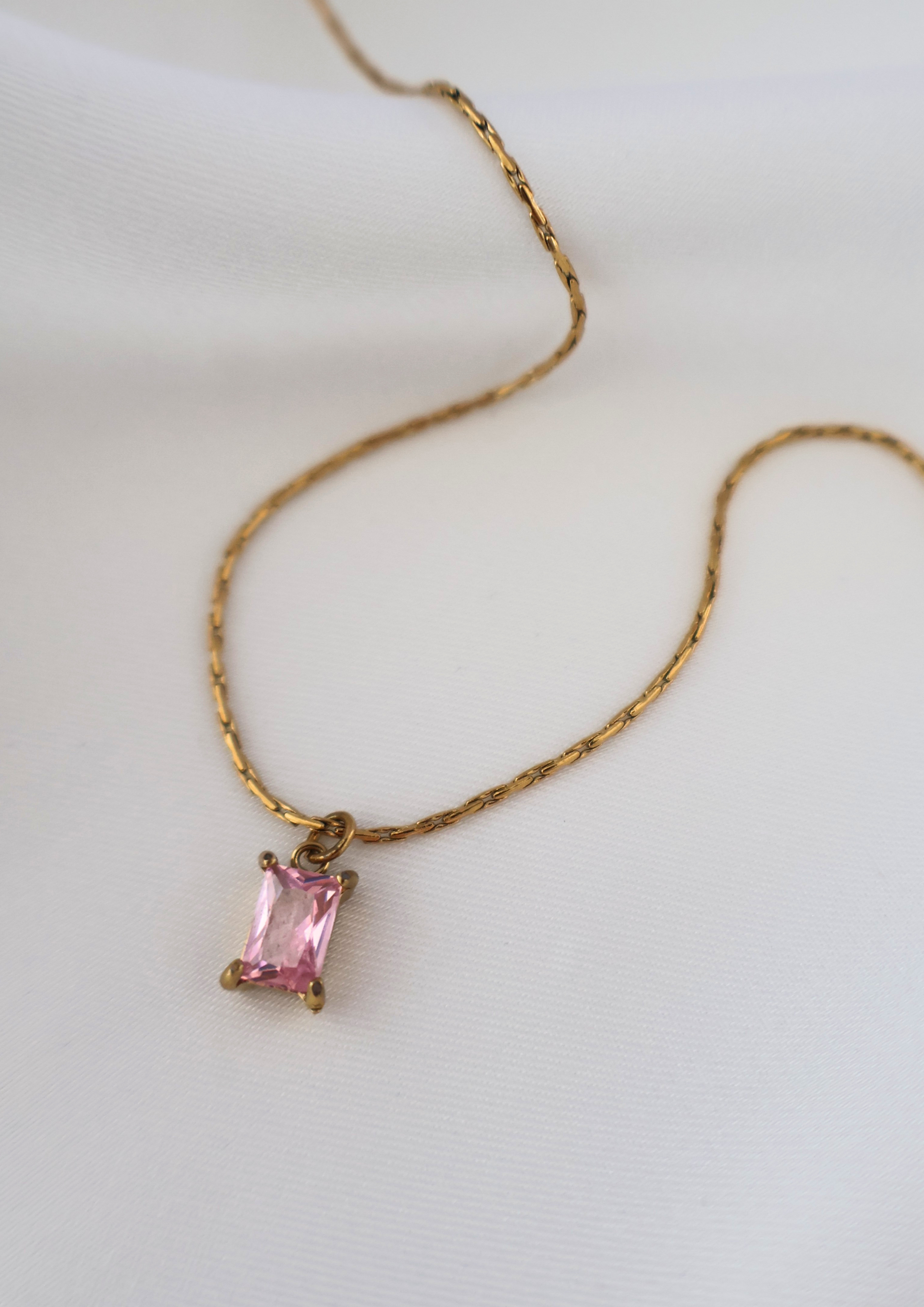 Birthstone Halskette I Gold