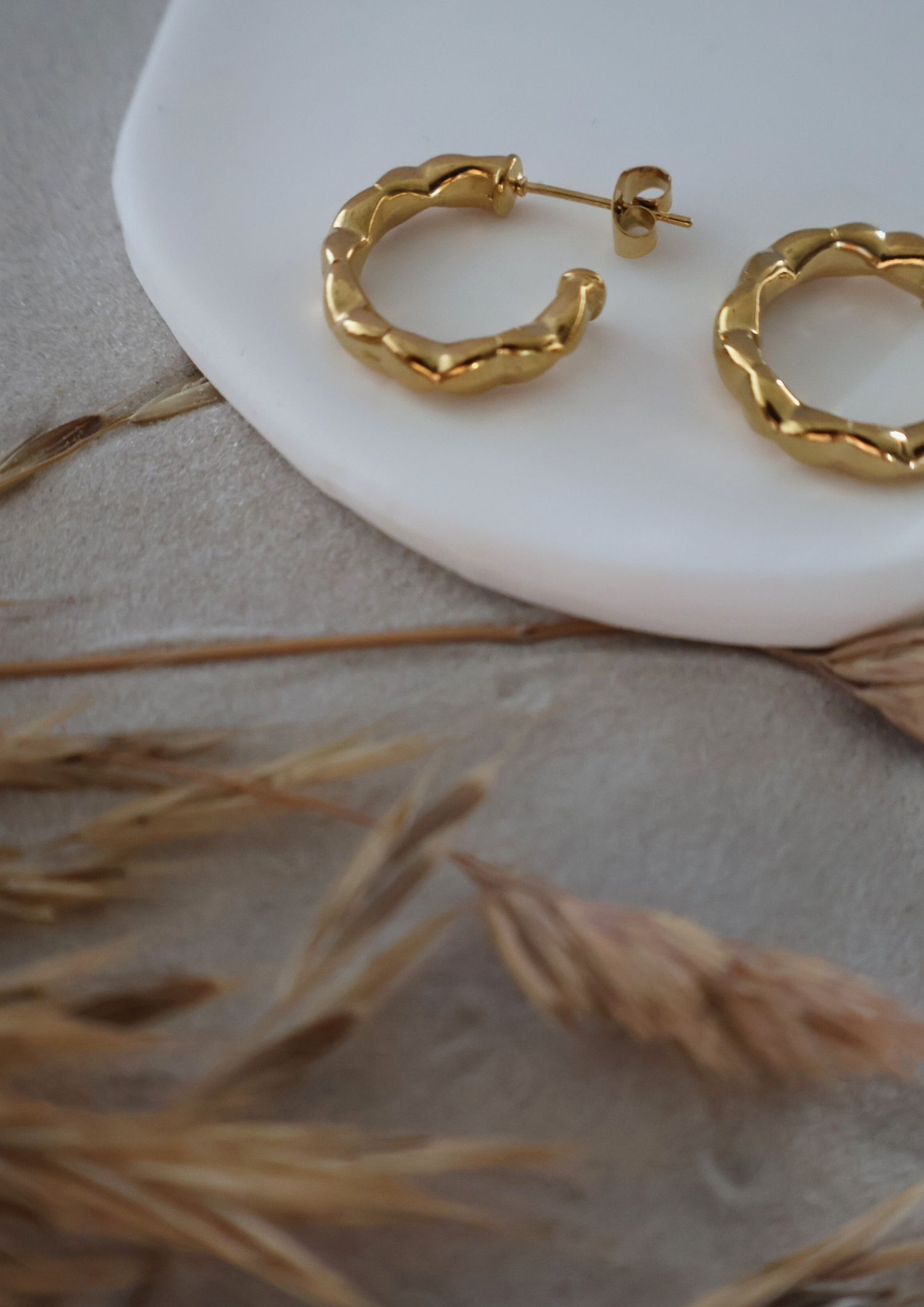 Texture Ohrstecker I Gold