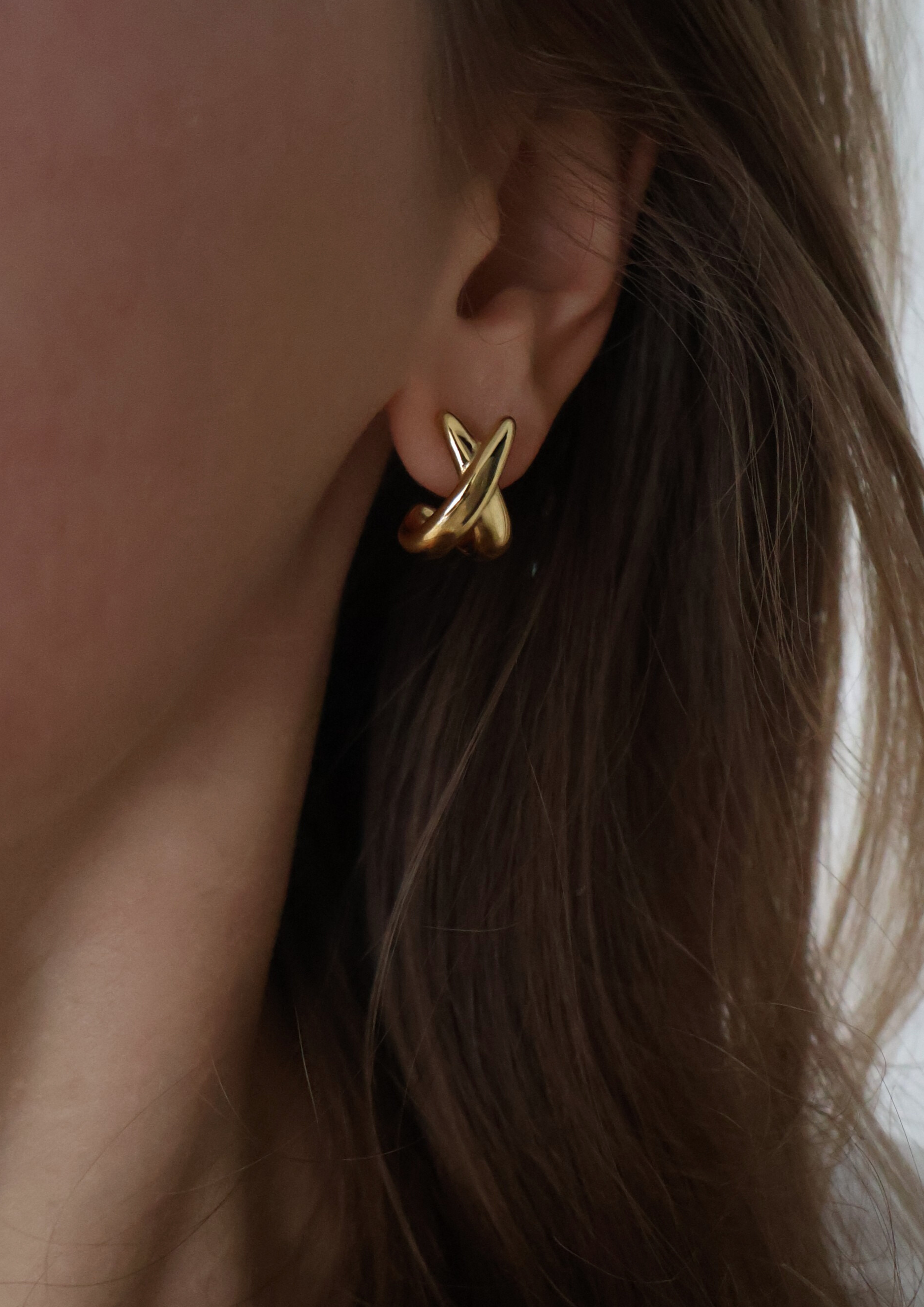 Cross Ohrstecker I Gold