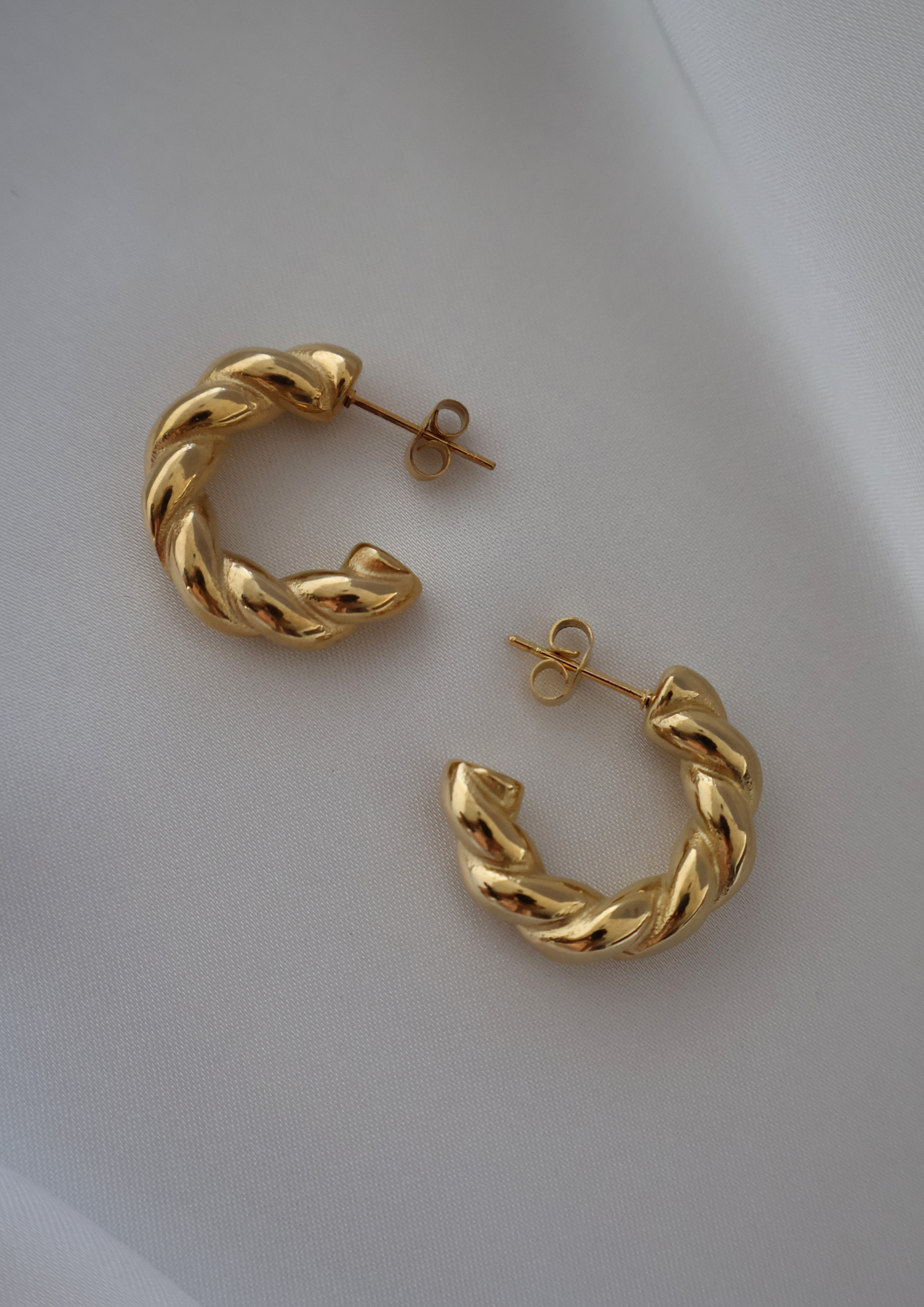 Lume Ohrstecker I Gold