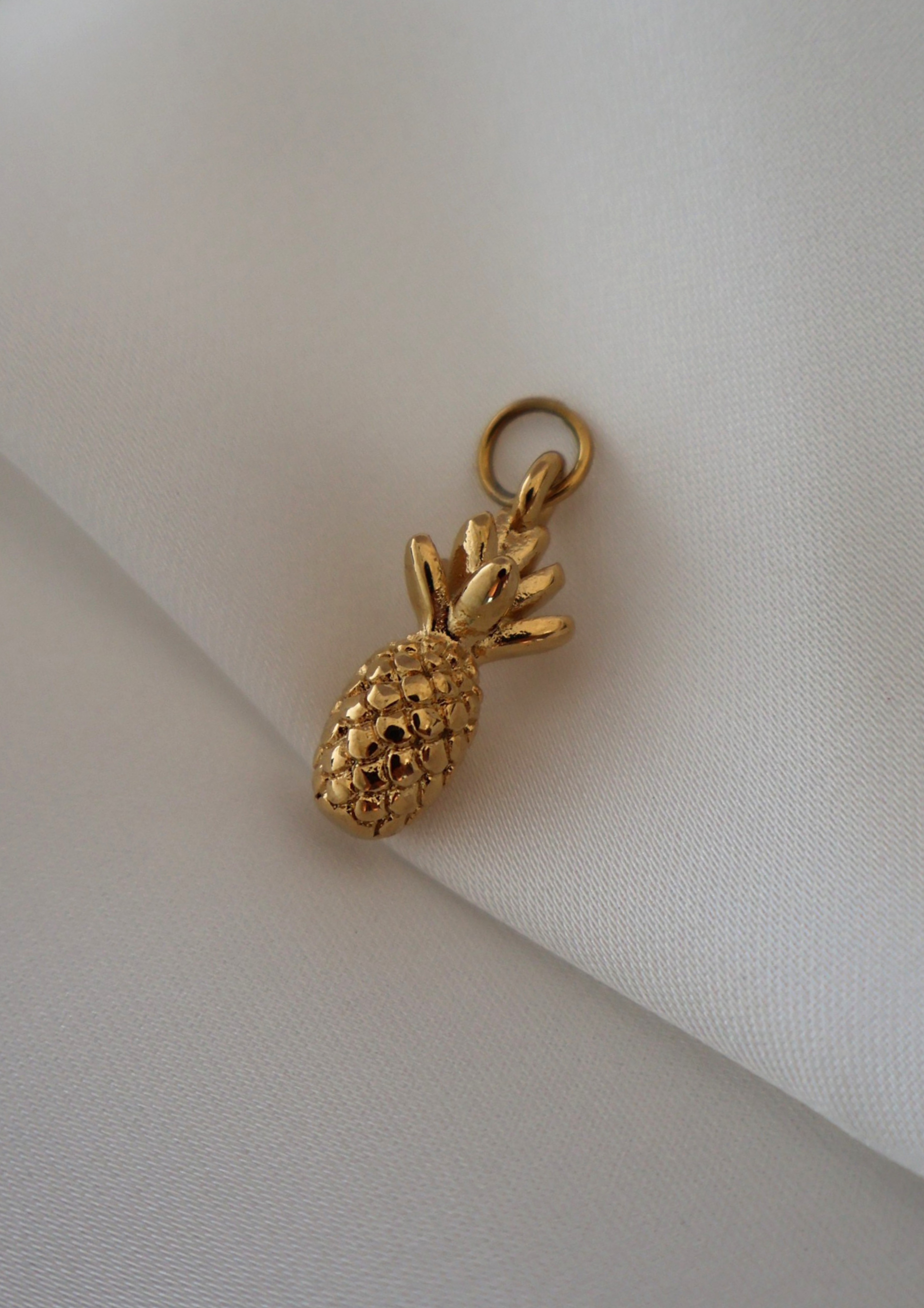 Pineapple Charm I GOLD