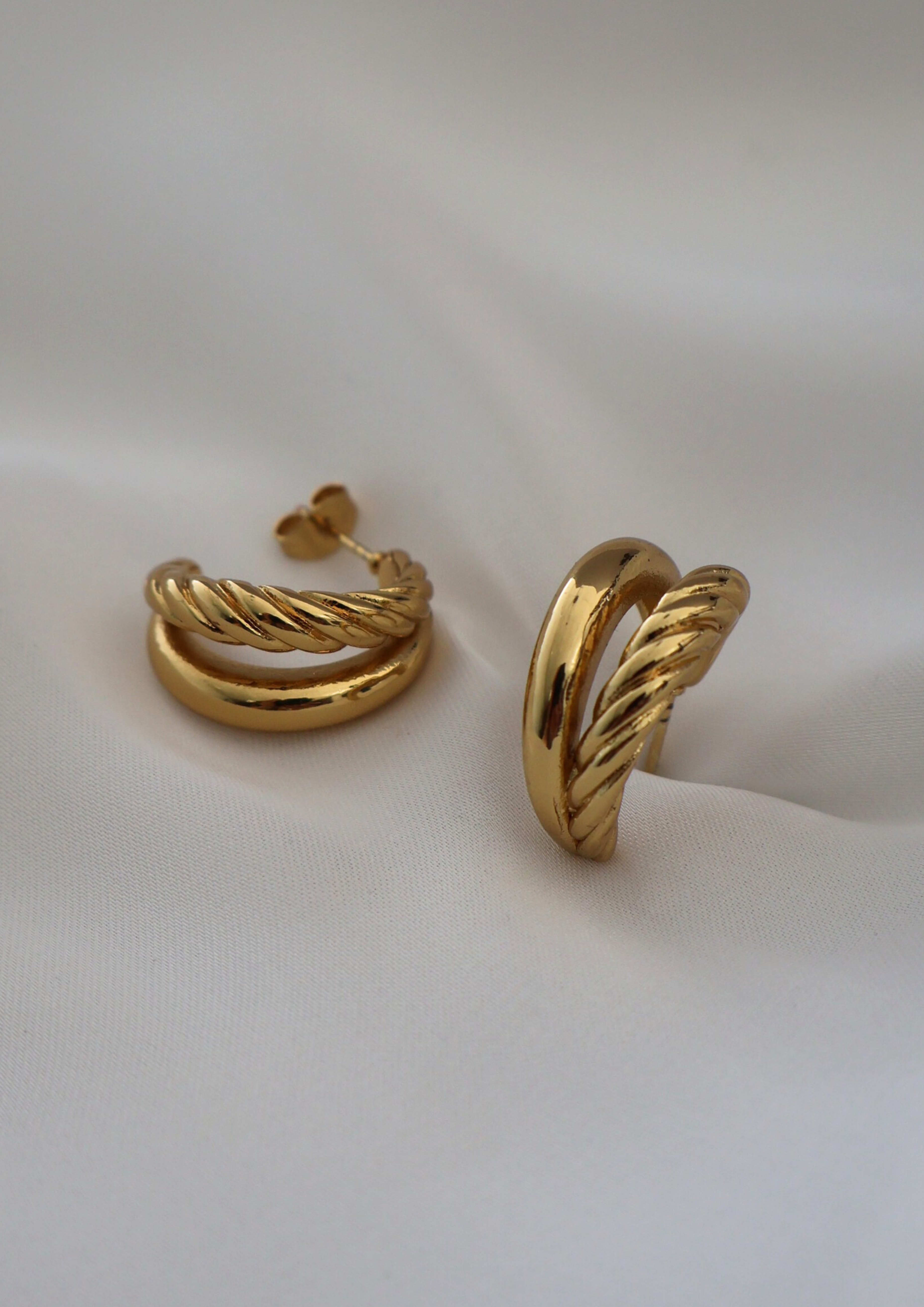 Astra Ohrstecker I GOLD