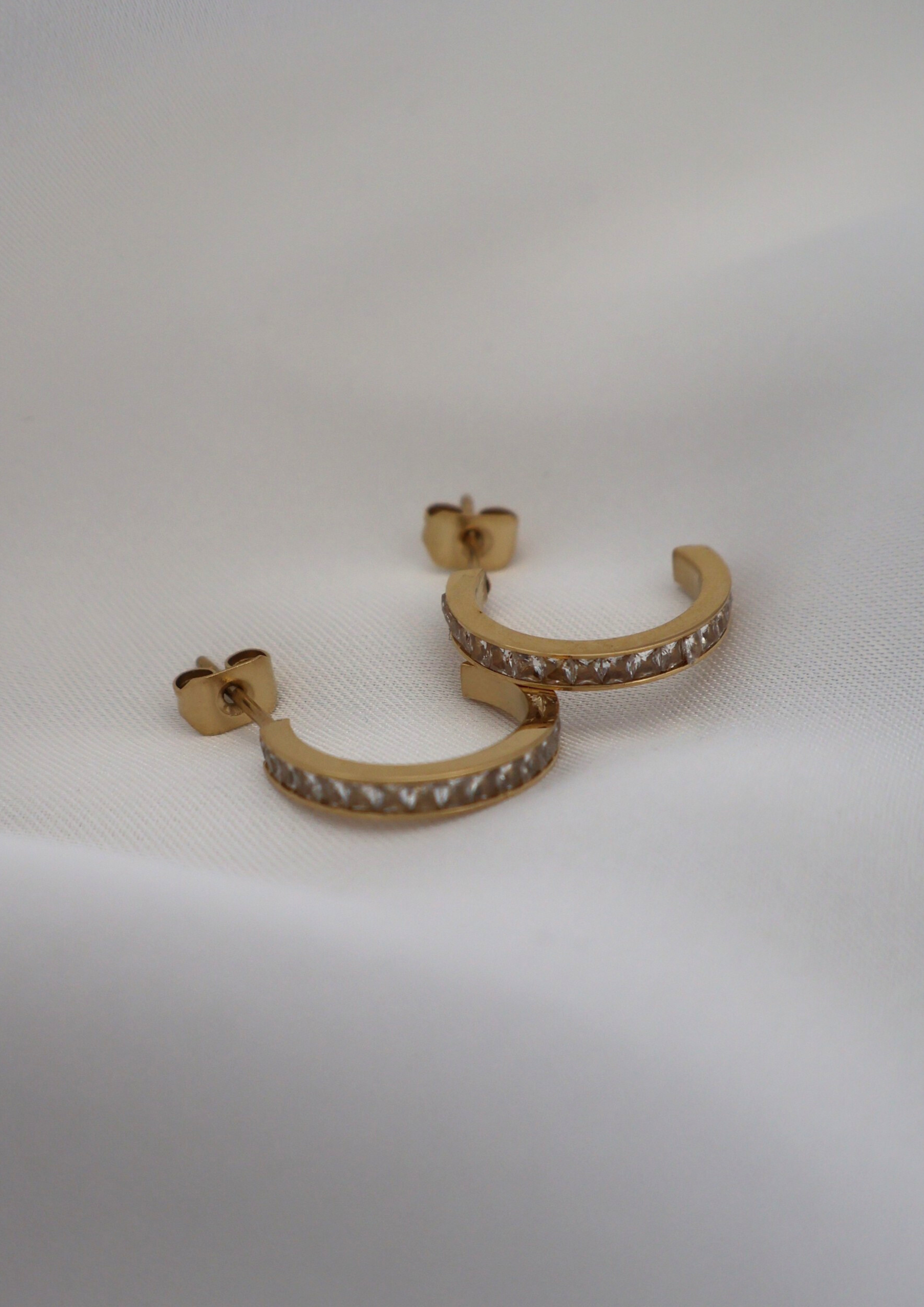 Lumia Ohrstecker I GOLD