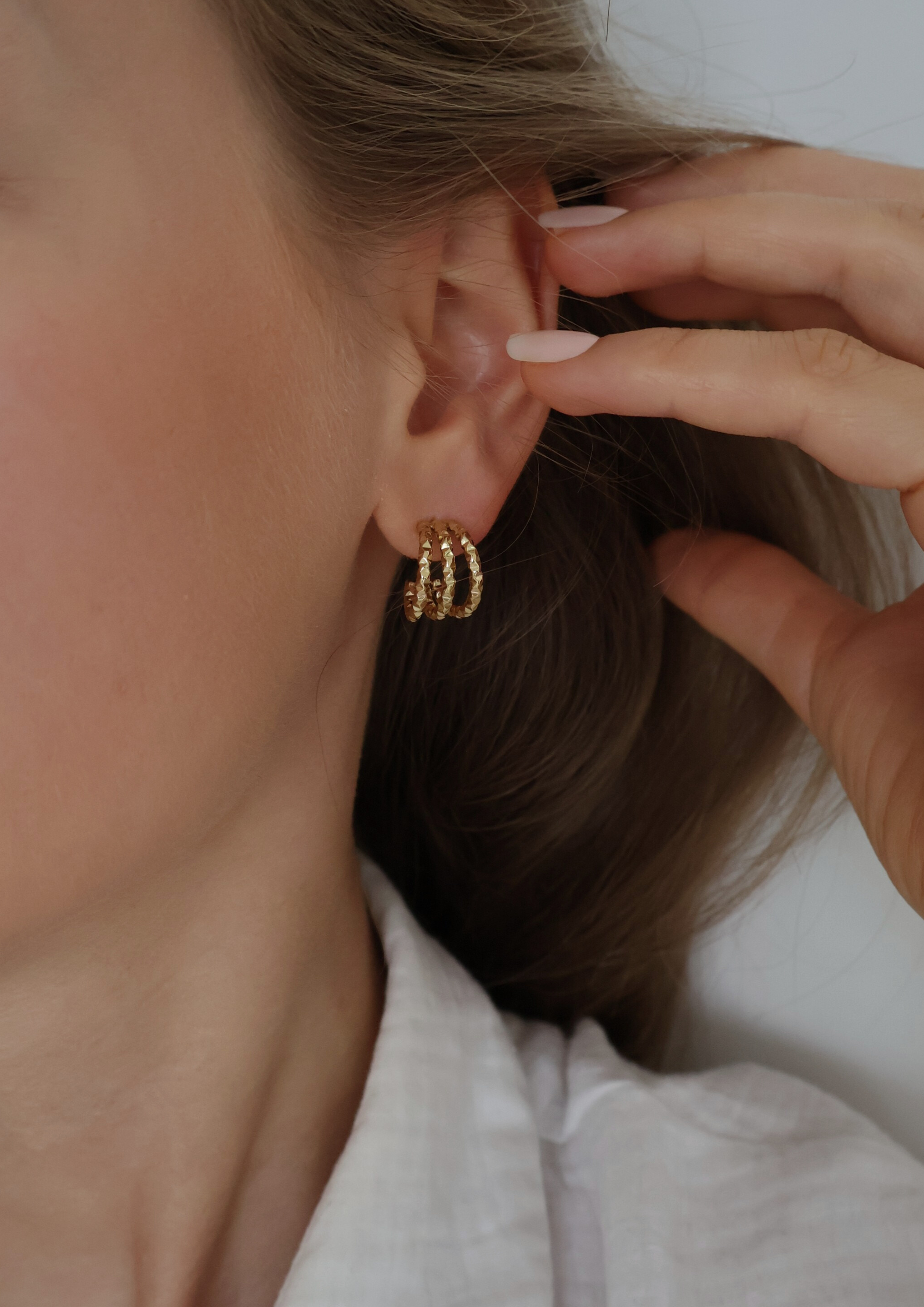 Lunaria Stud Earrings I Gold