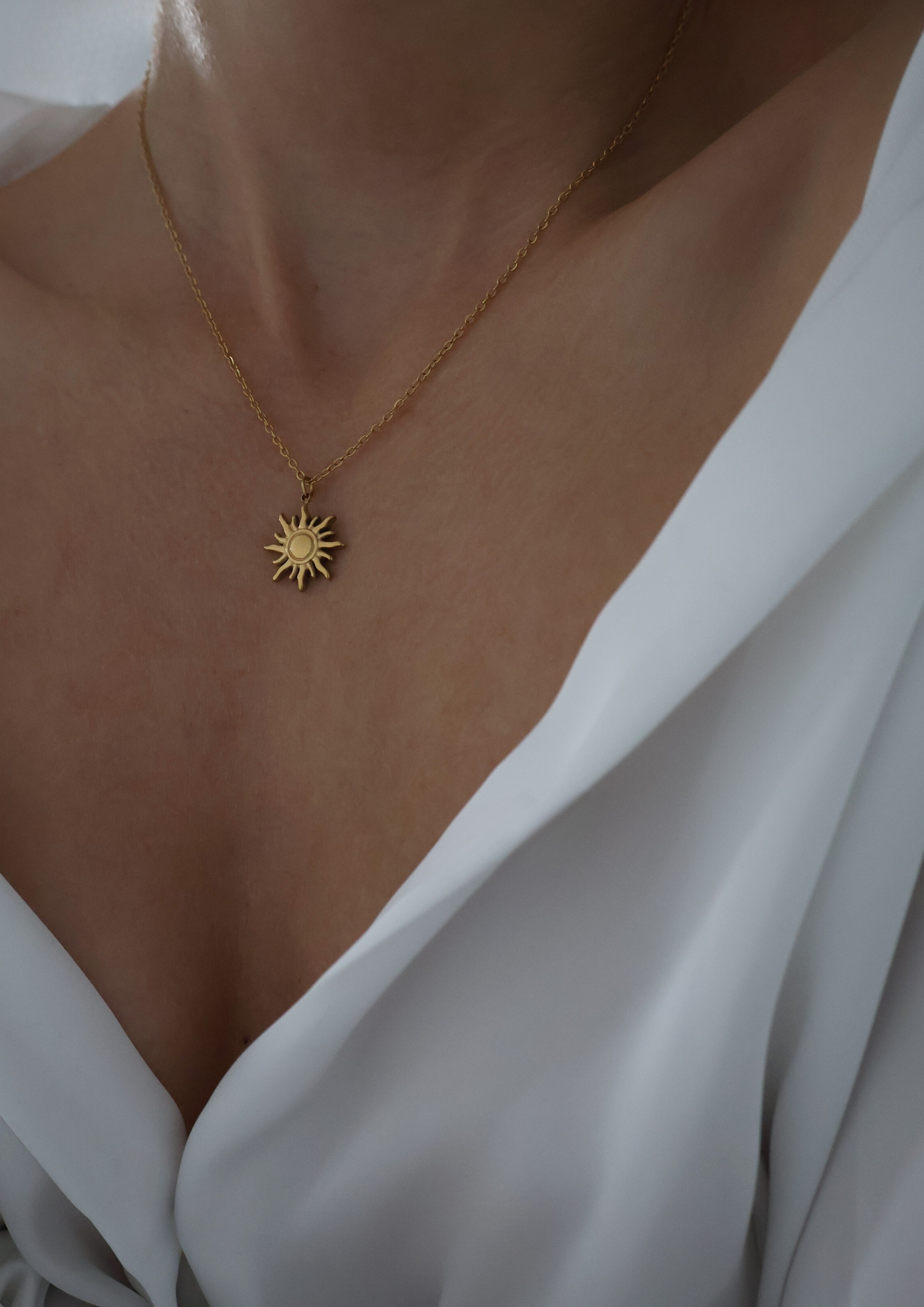 Virela Halskette I GOLD