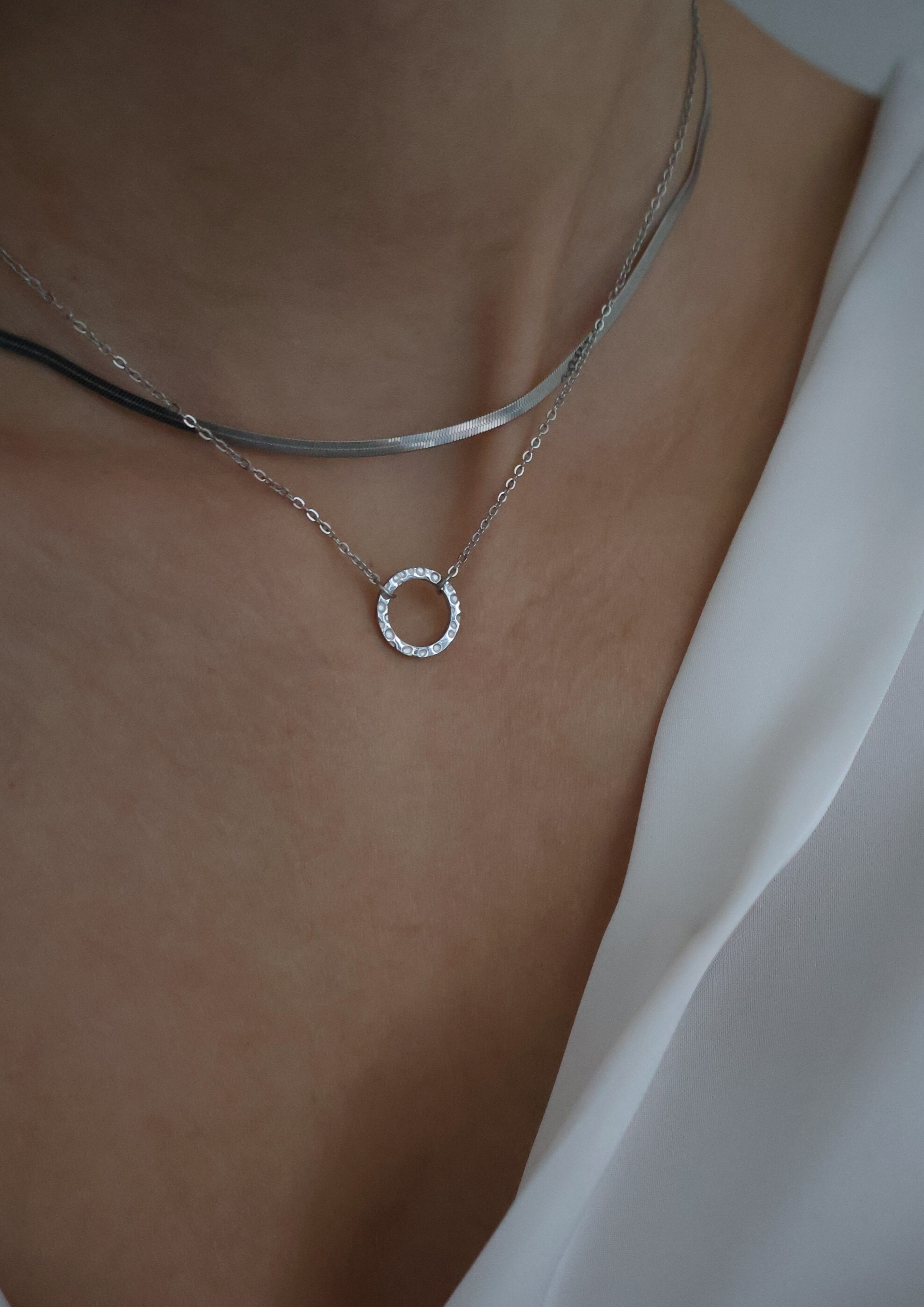 Raya Halskette I Silber