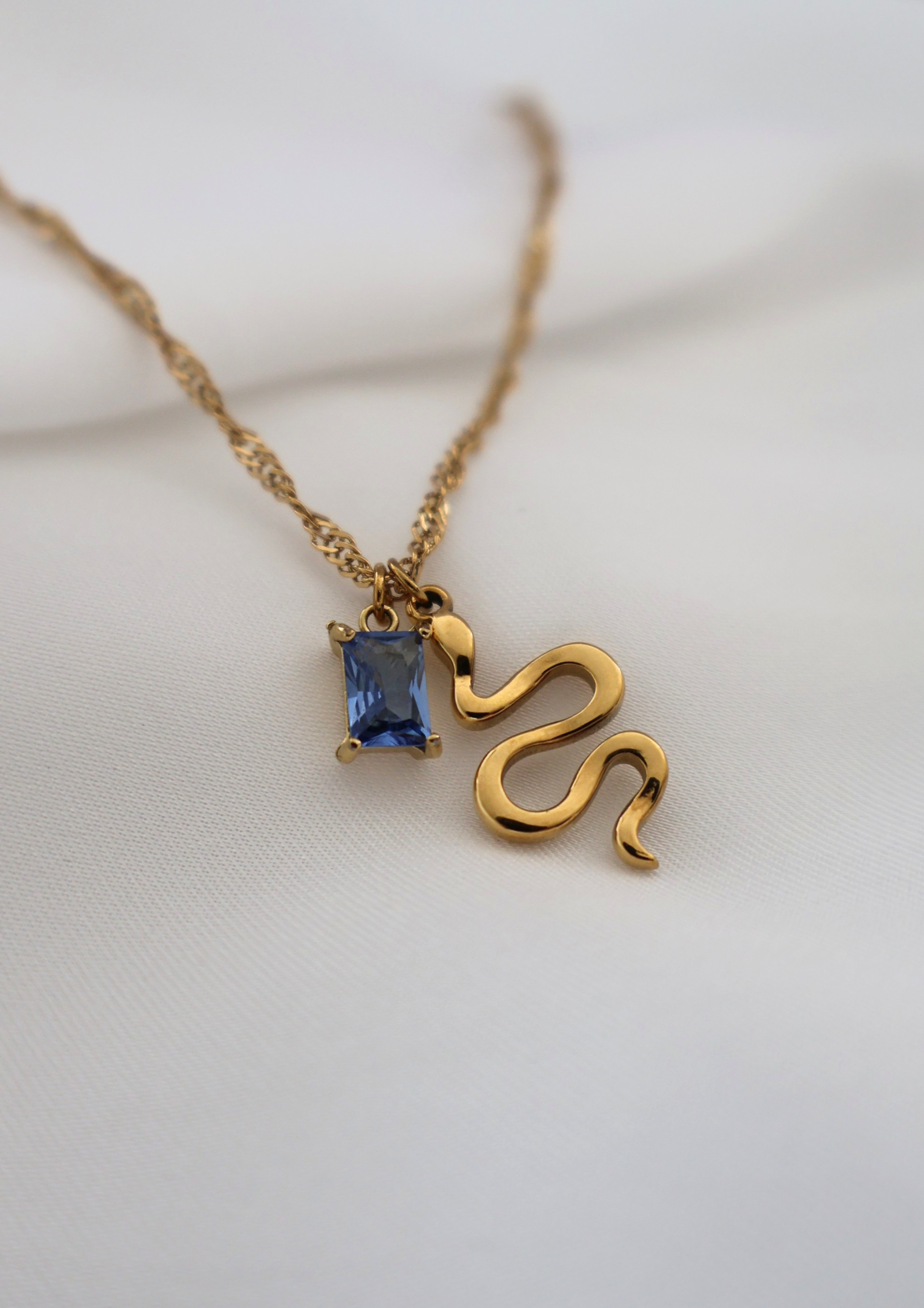 Snake Charms I Gold