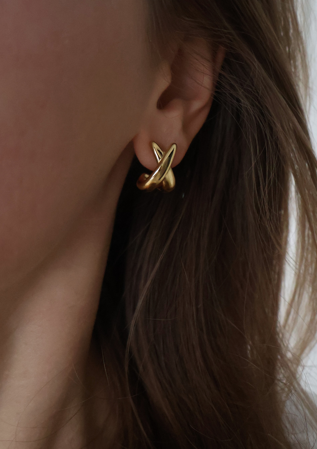 Cross Ohrstecker I Gold