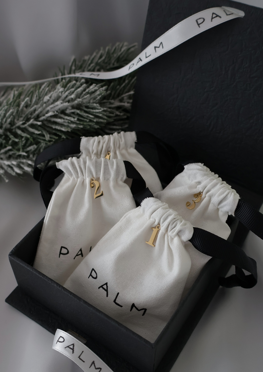 Golden Advent No.3 - Beach Box I GOLD