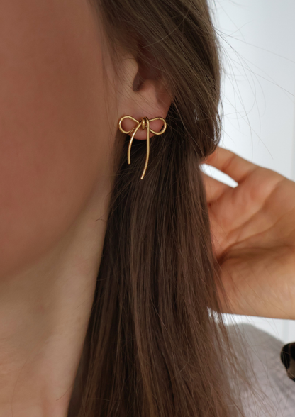 Linea Stud Earrings I Gold