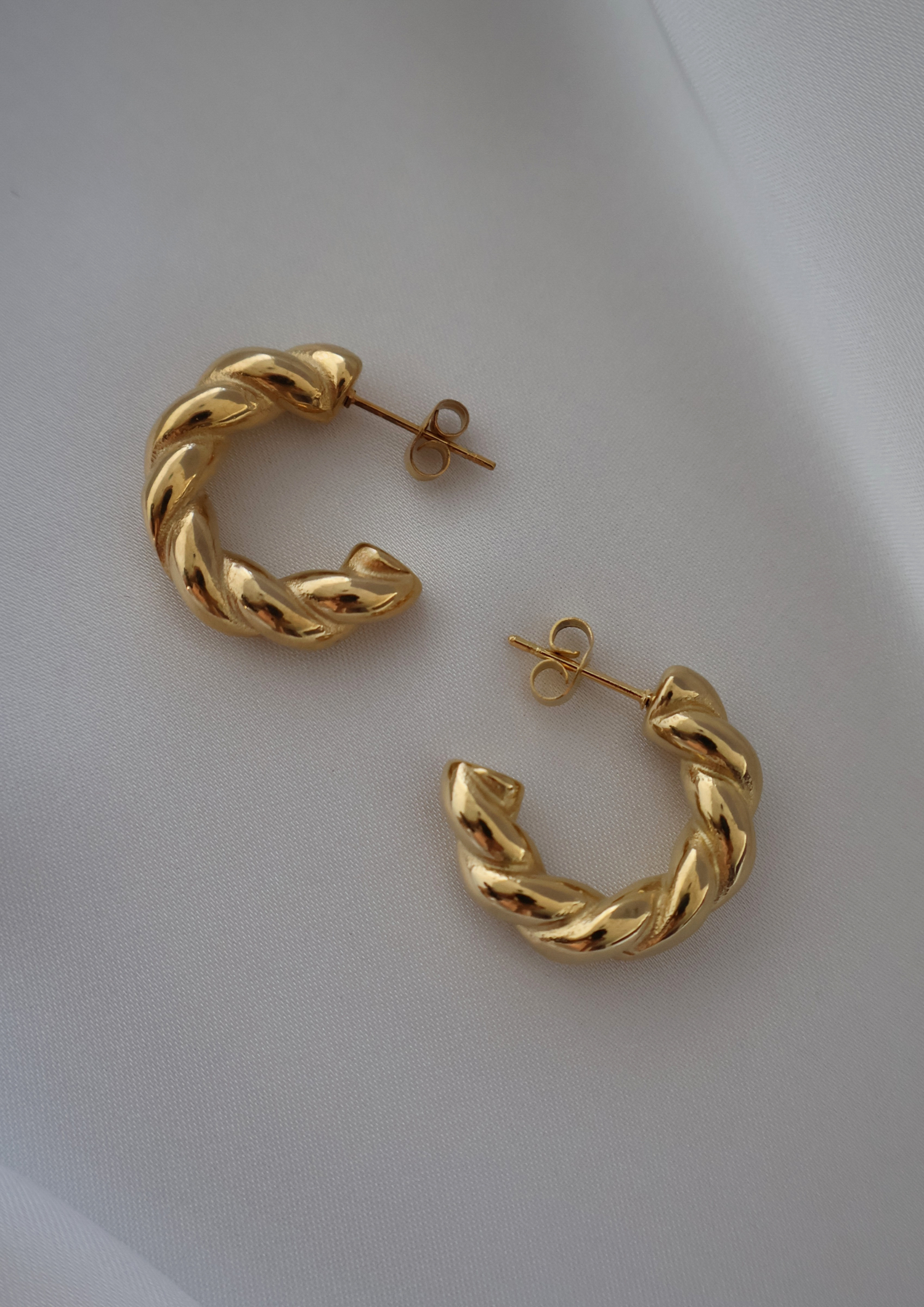 Lume Ohrstecker I GOLD