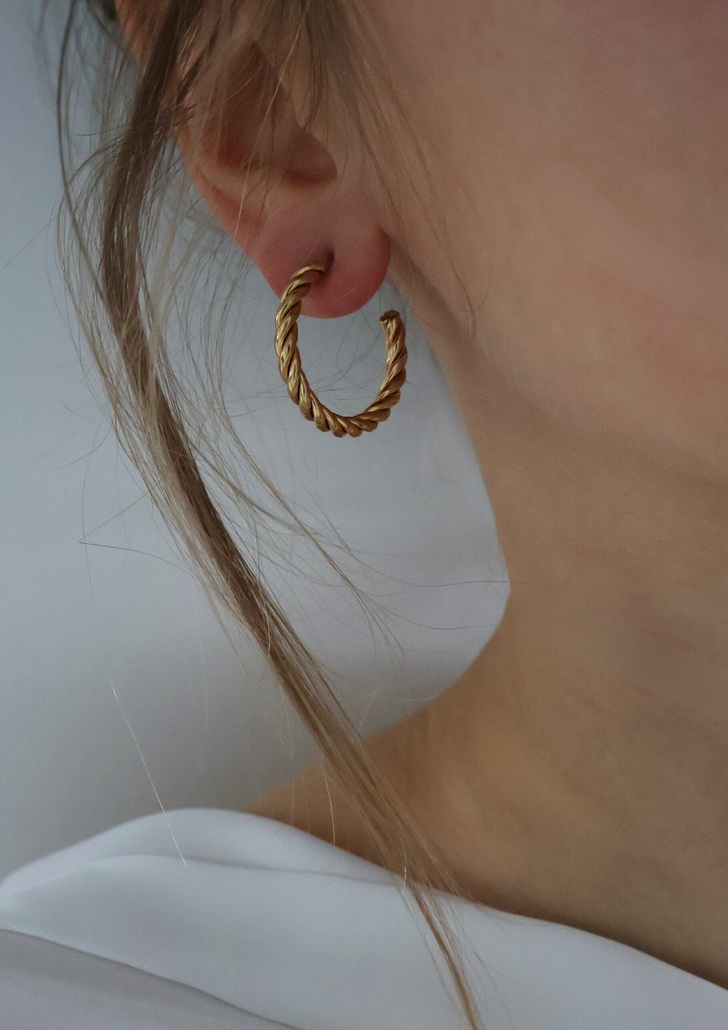 Curlina Ohrstecker I Gold