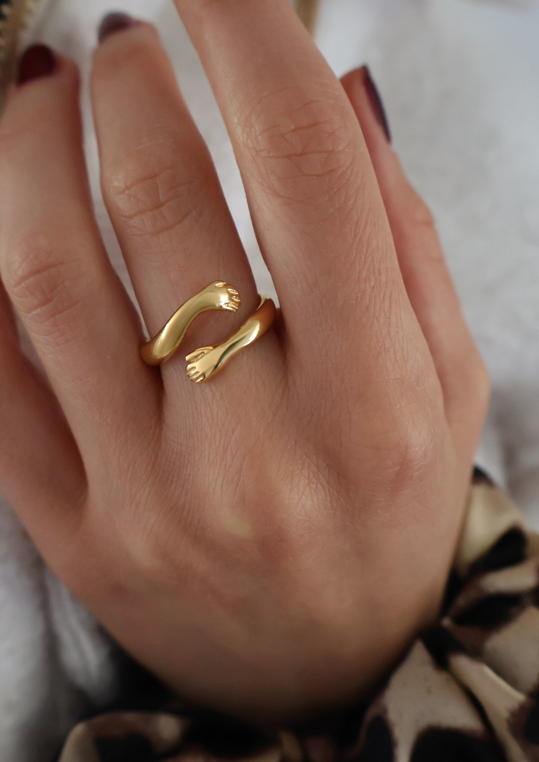 Hug Me Ring I GOLD