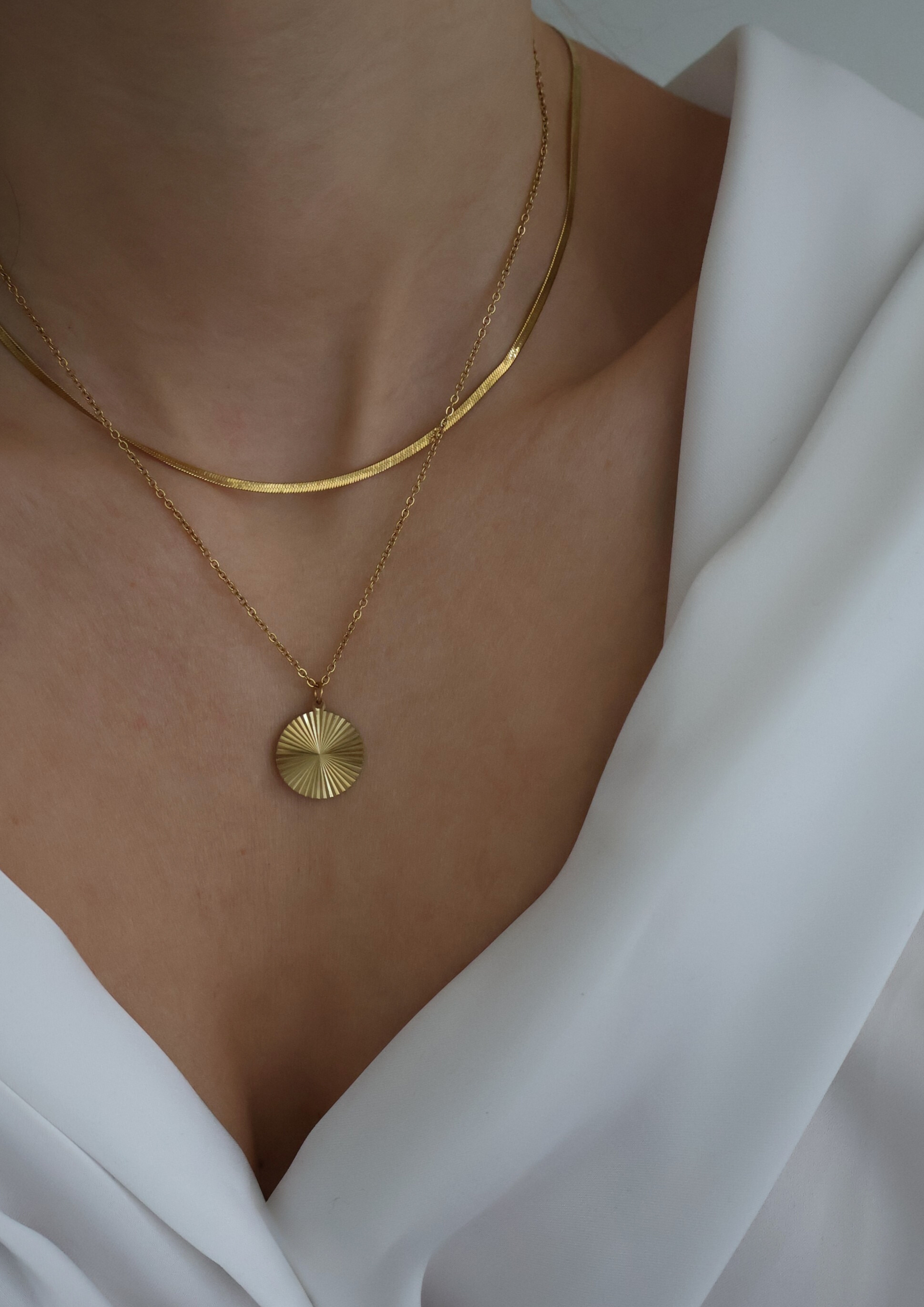Noea Halskette I Gold
