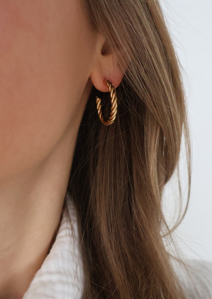 Curlina Ohrstecker I Gold