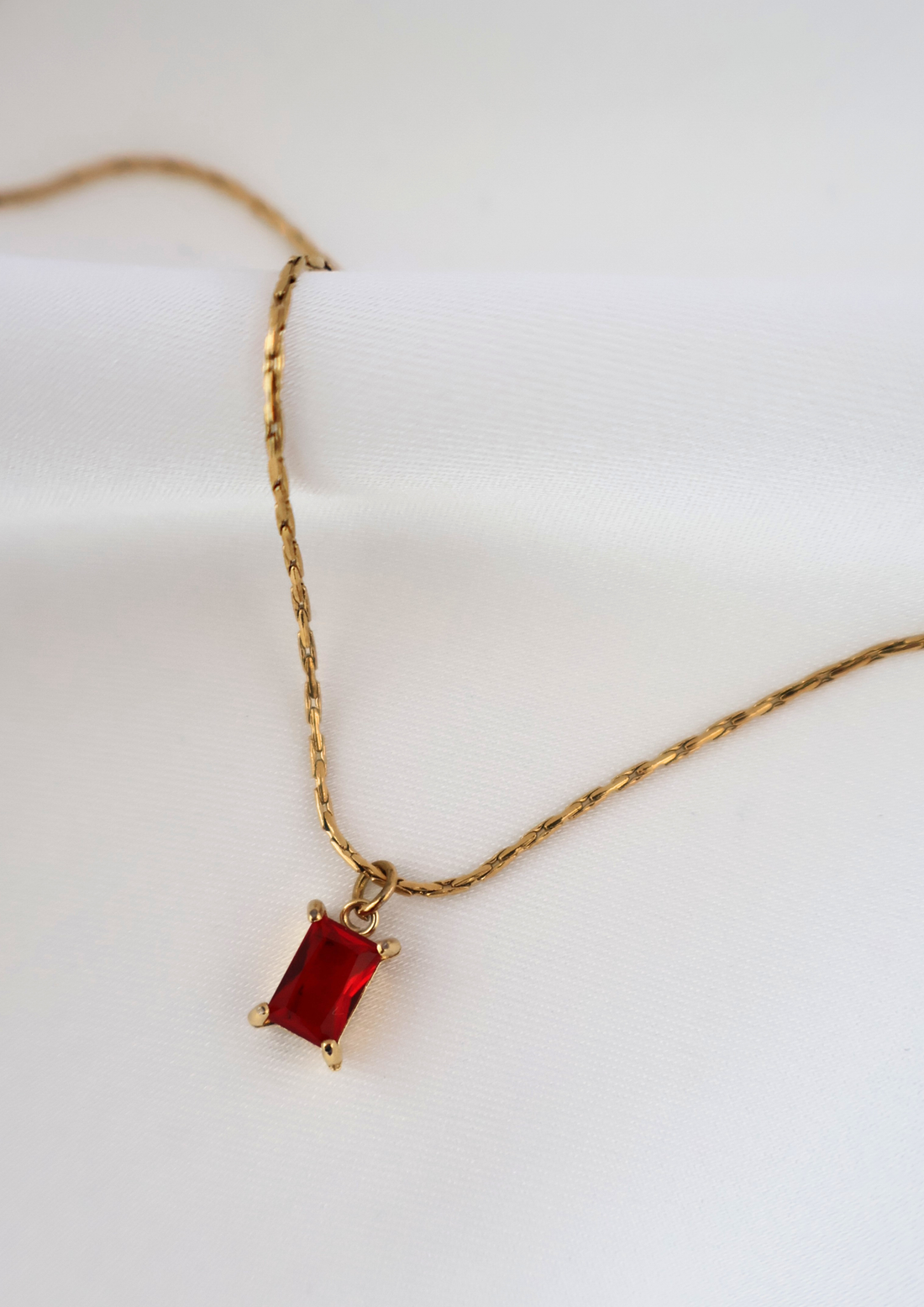Birthstone Halskette I Gold