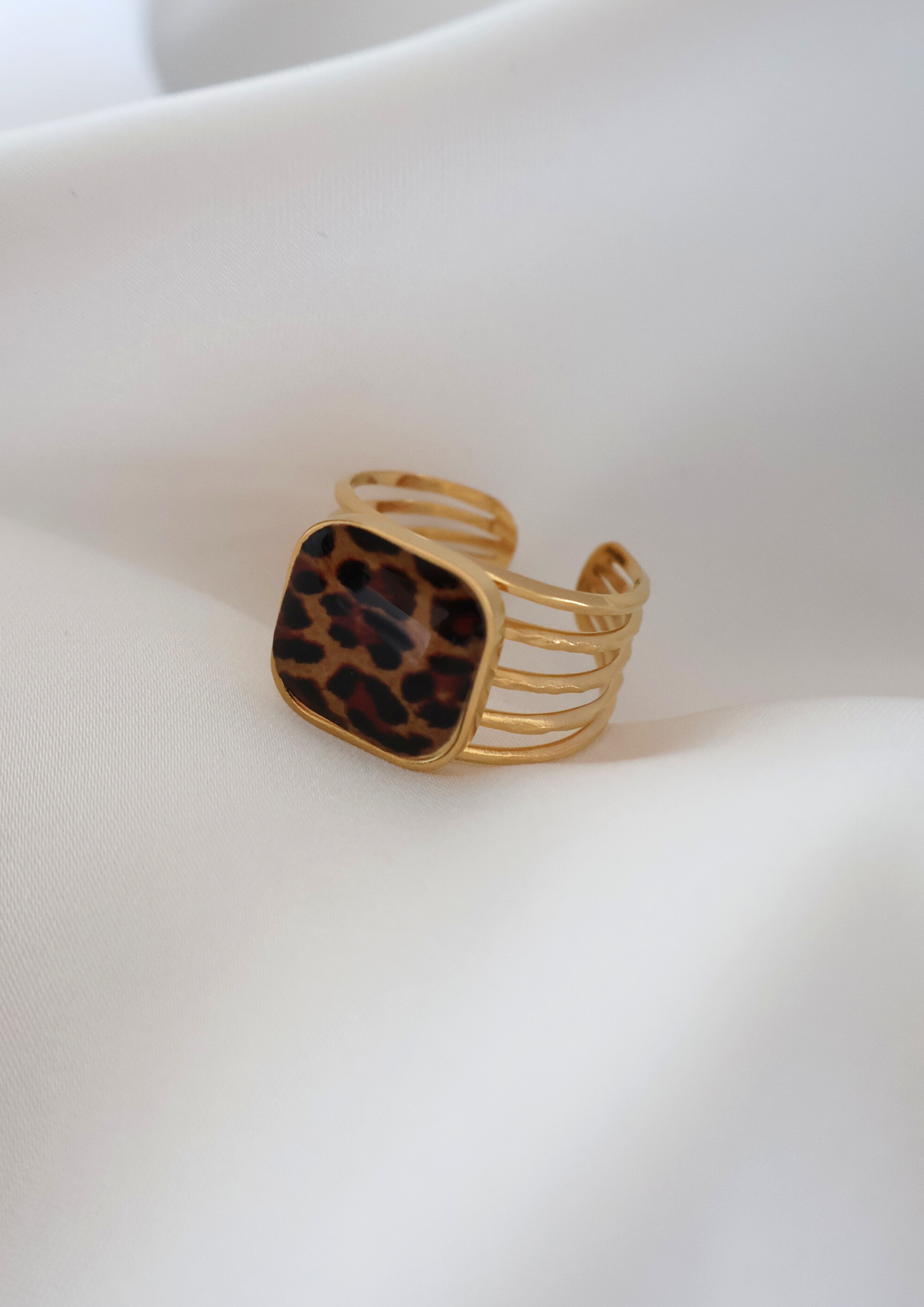 Leo Ring I Gold