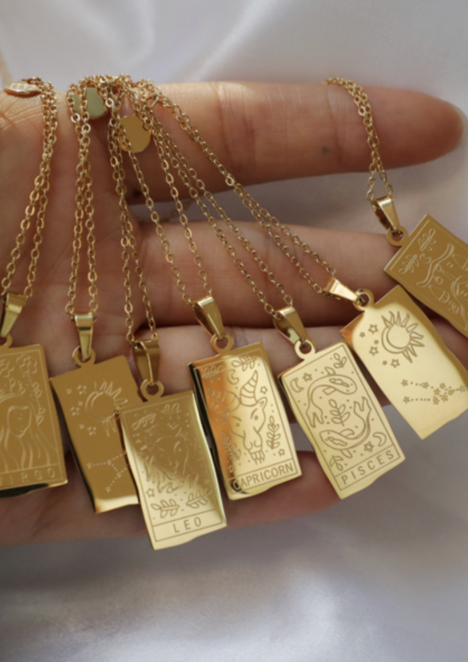 Zodia Halskette I Gold