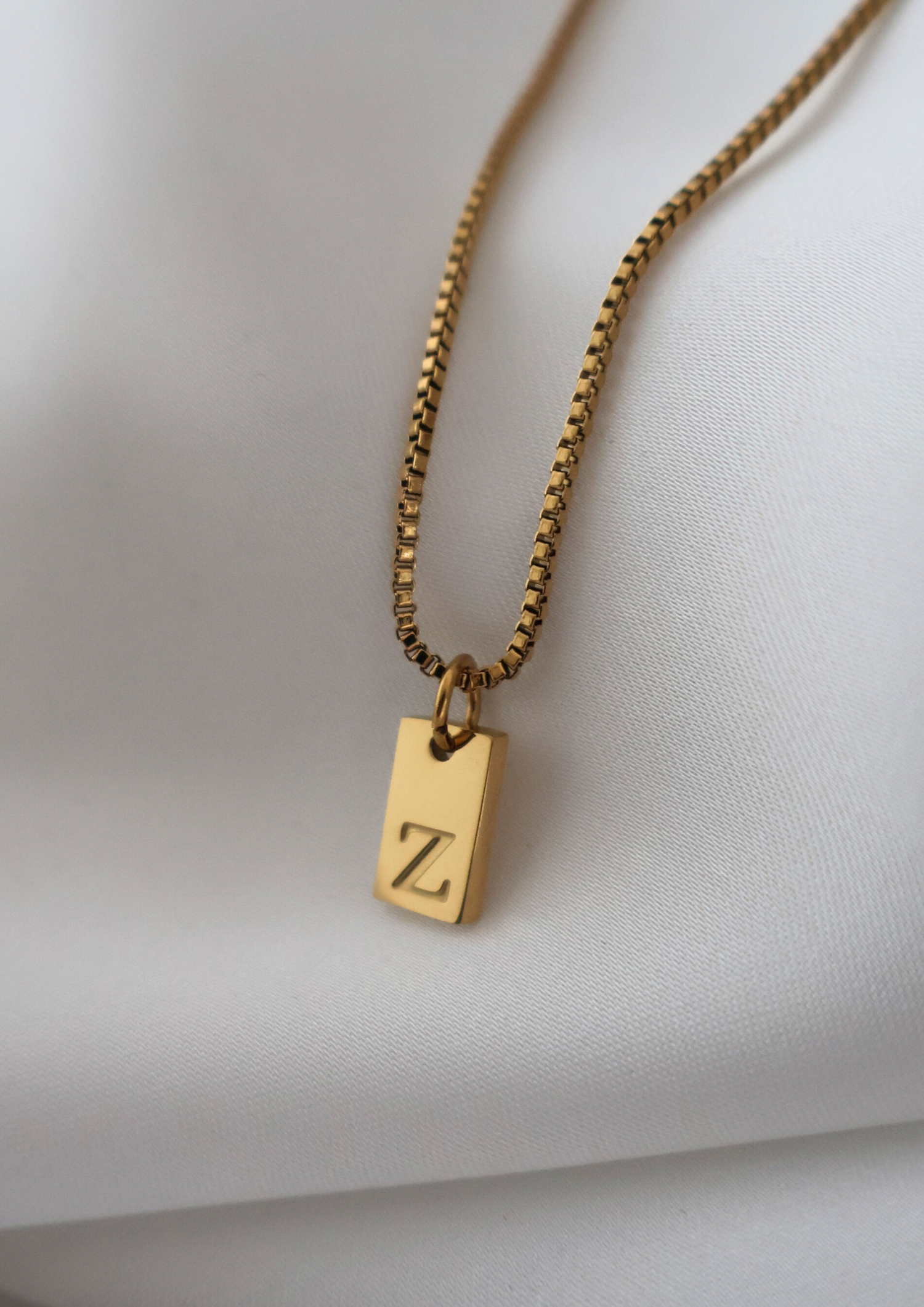 Alpha Halskette I Gold