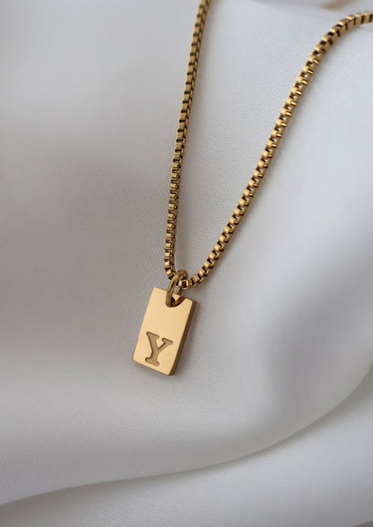 Alpha Halskette I Gold