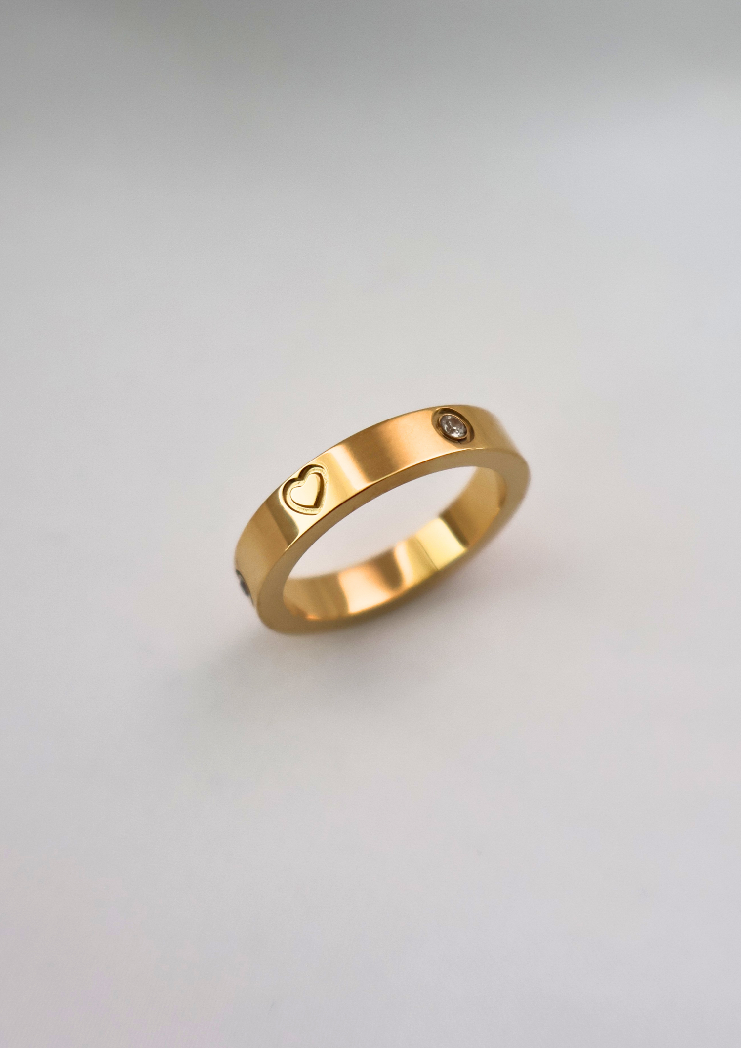 Golden Heart Ring I Gold