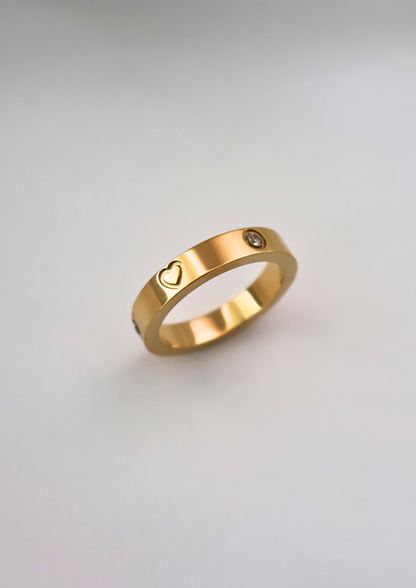 Golden Heart Ring I Gold