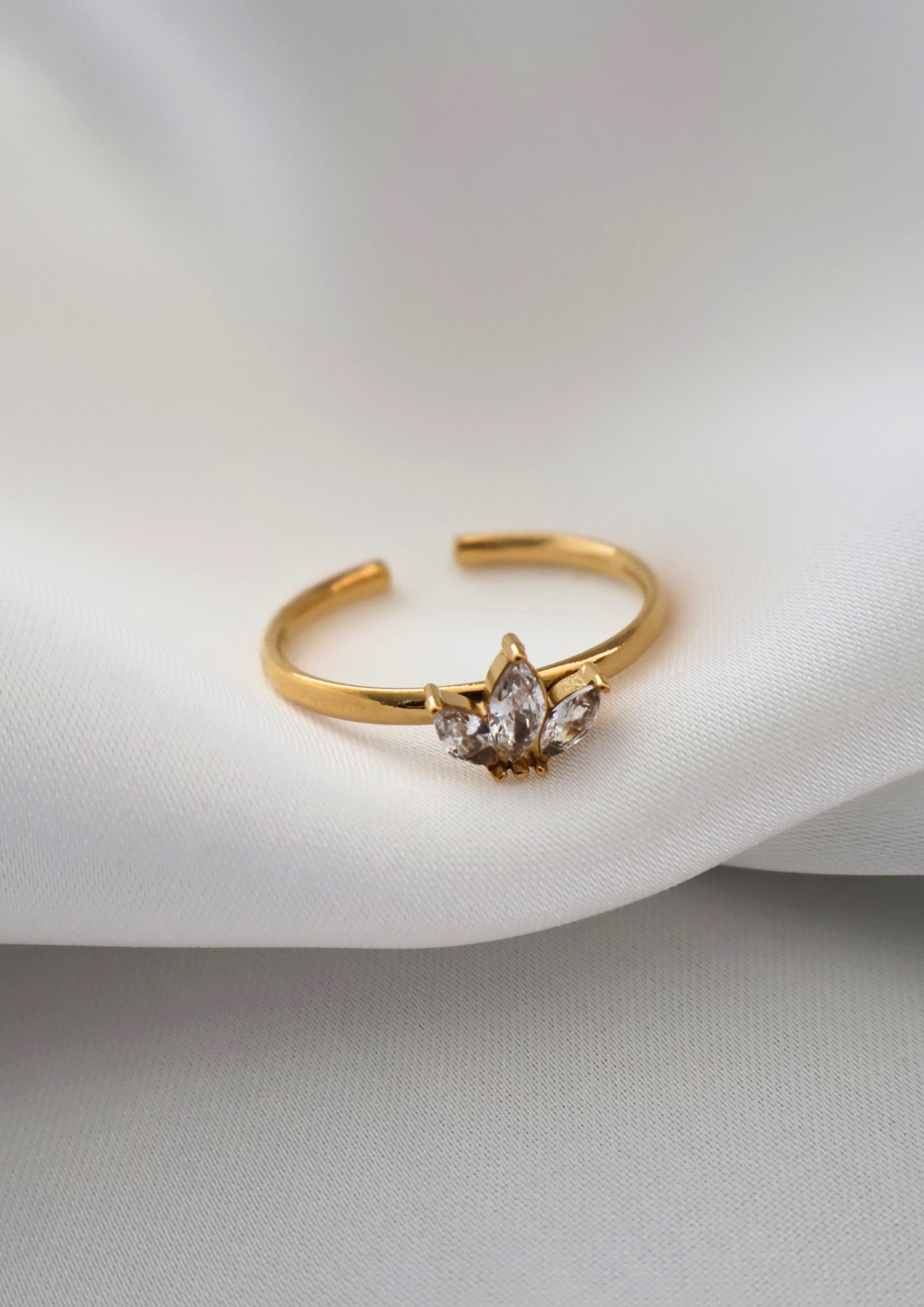 Isara Ring I Gold