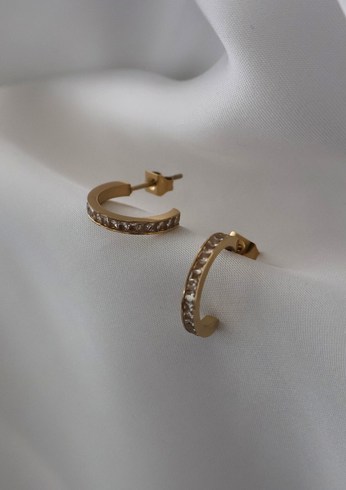 Lumia Ohrstecker I GOLD