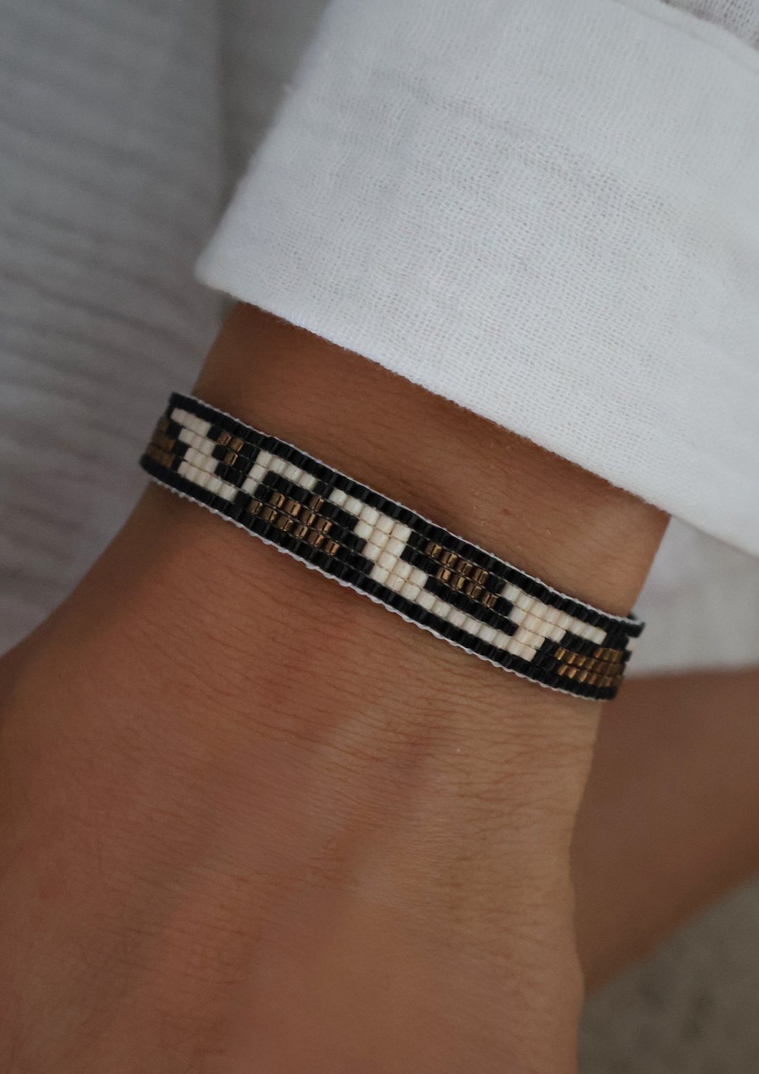 Leo Bracelet (handwoven) I GOLD 
