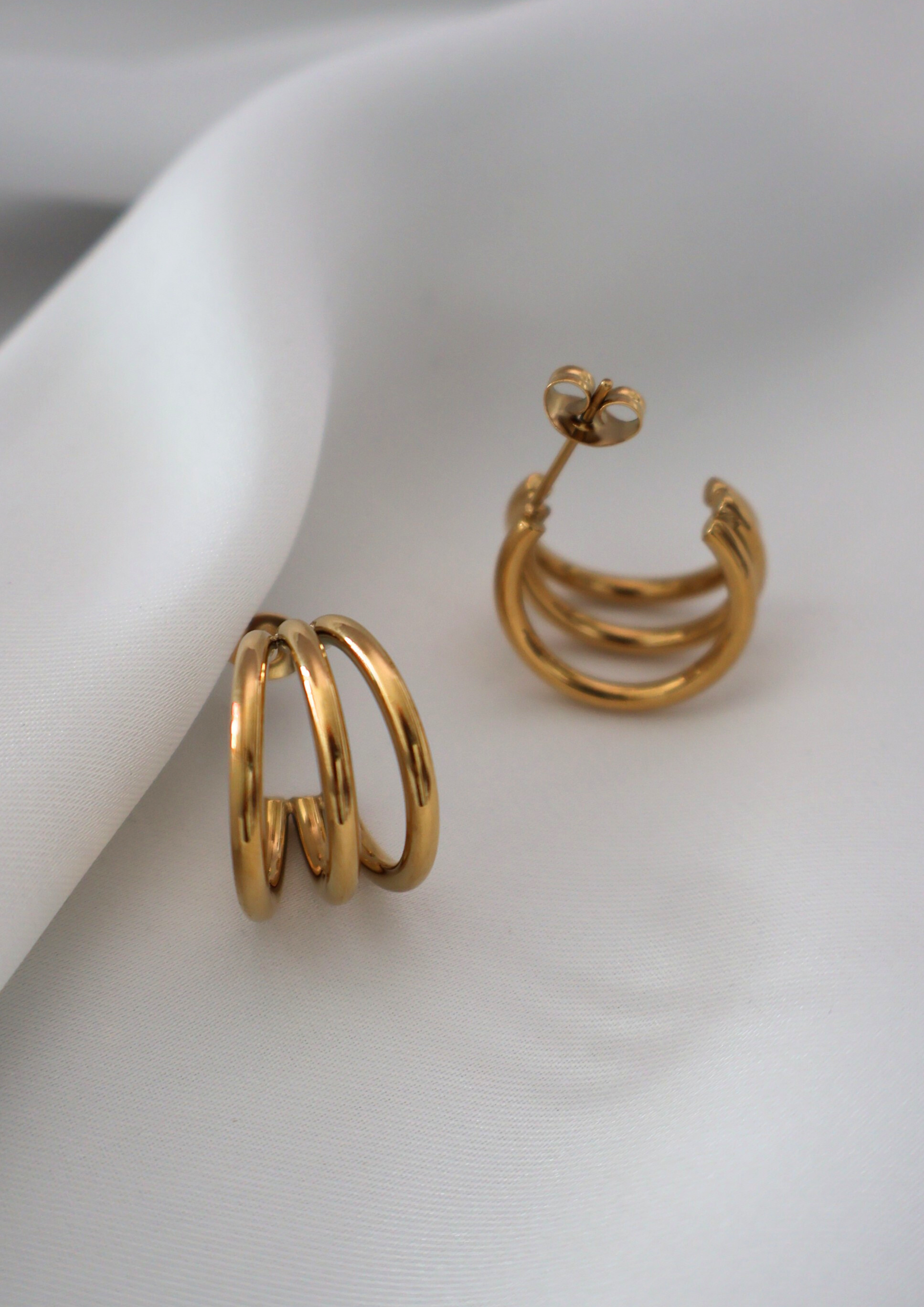 Luna Loop Ohrstecker I Gold