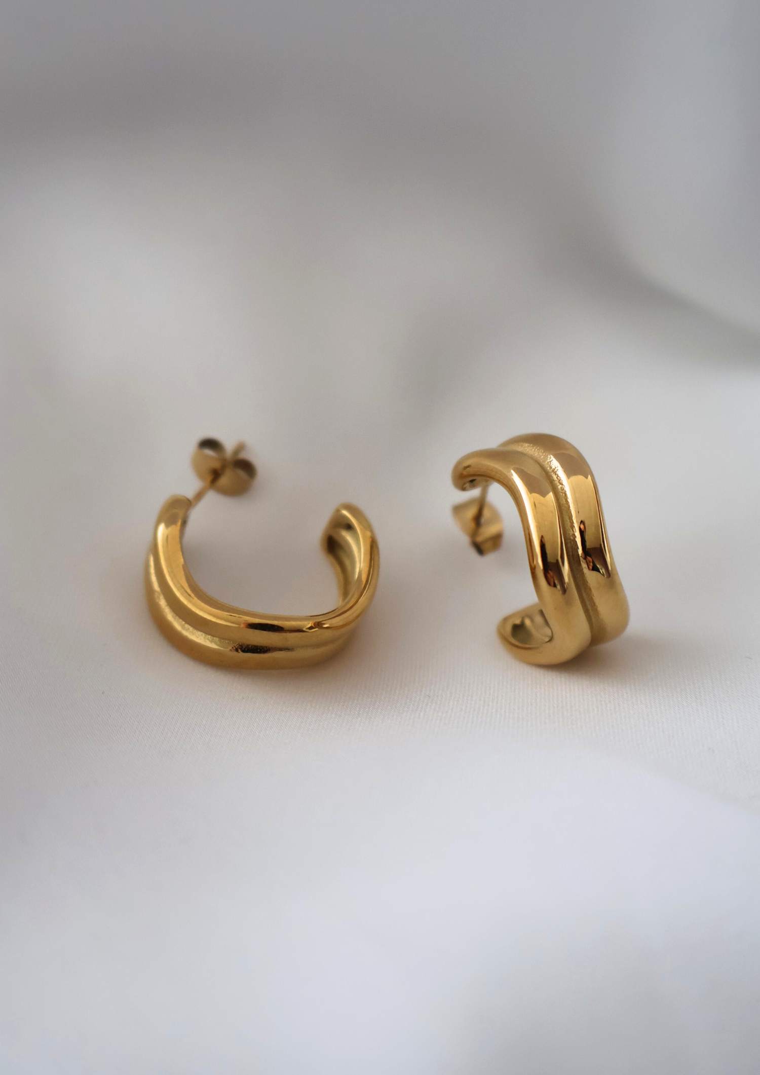 Wisp Ohrstecker I Gold