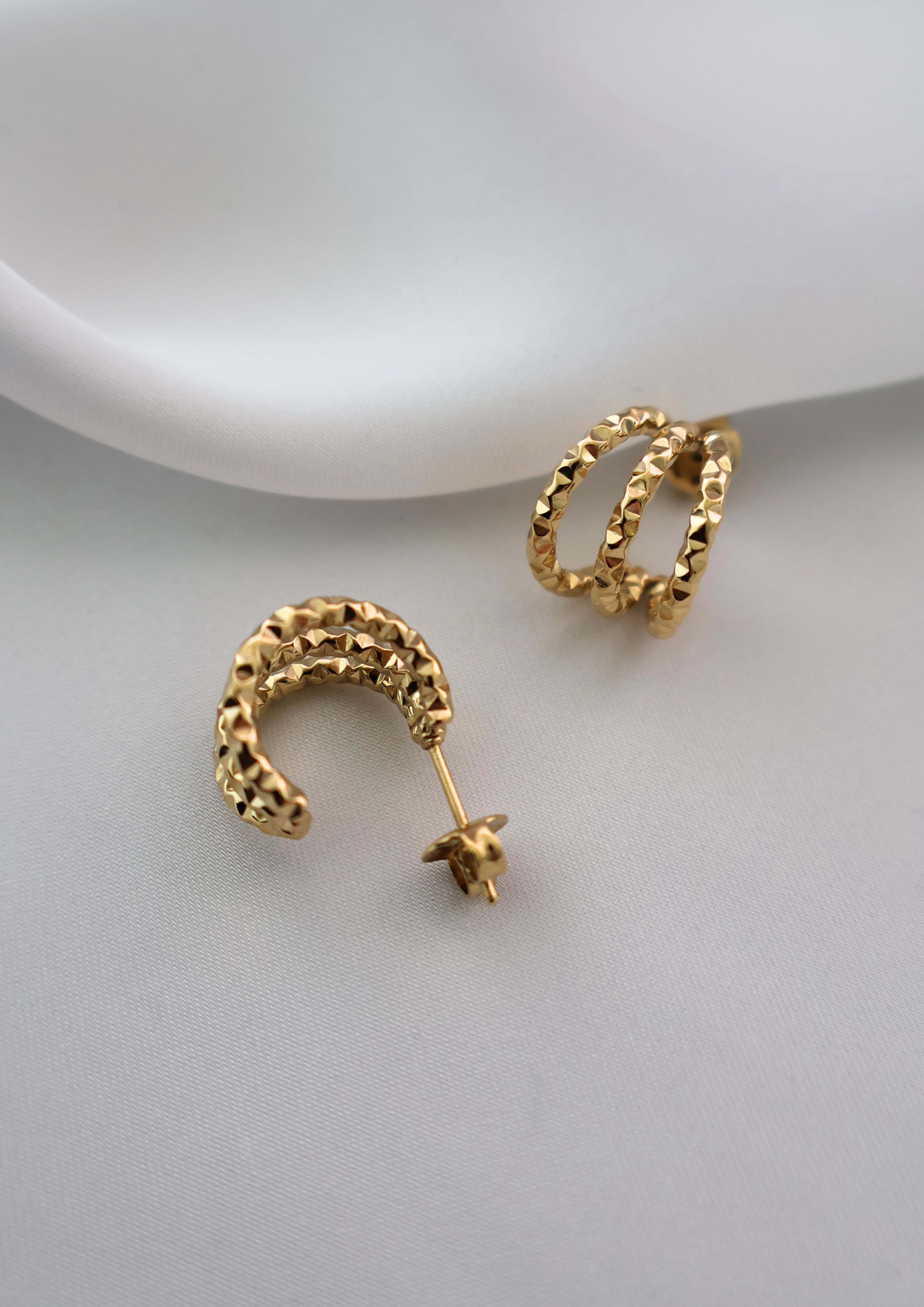 Lunaria Stud Earrings I Gold