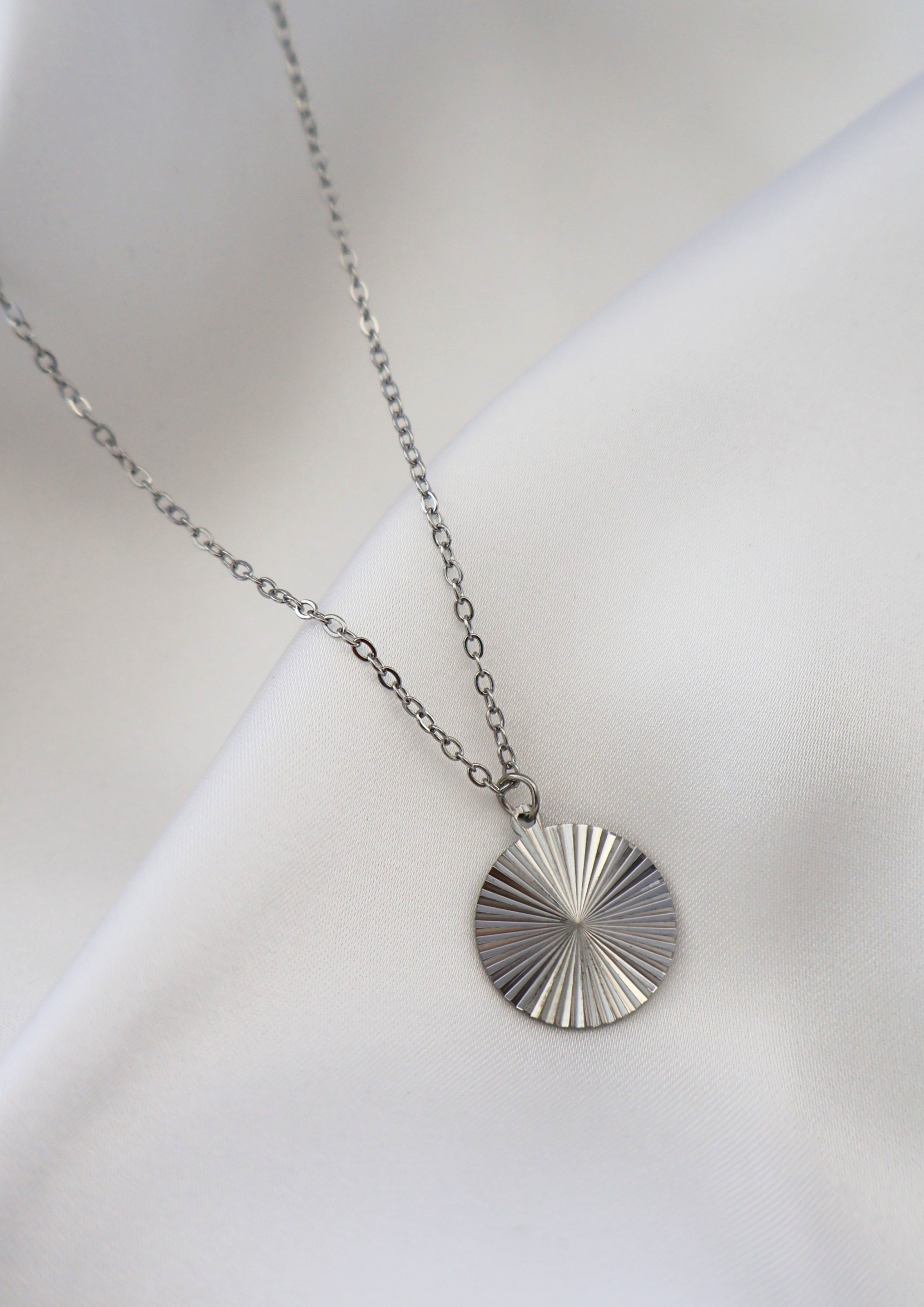 Noea Necklace I Silver