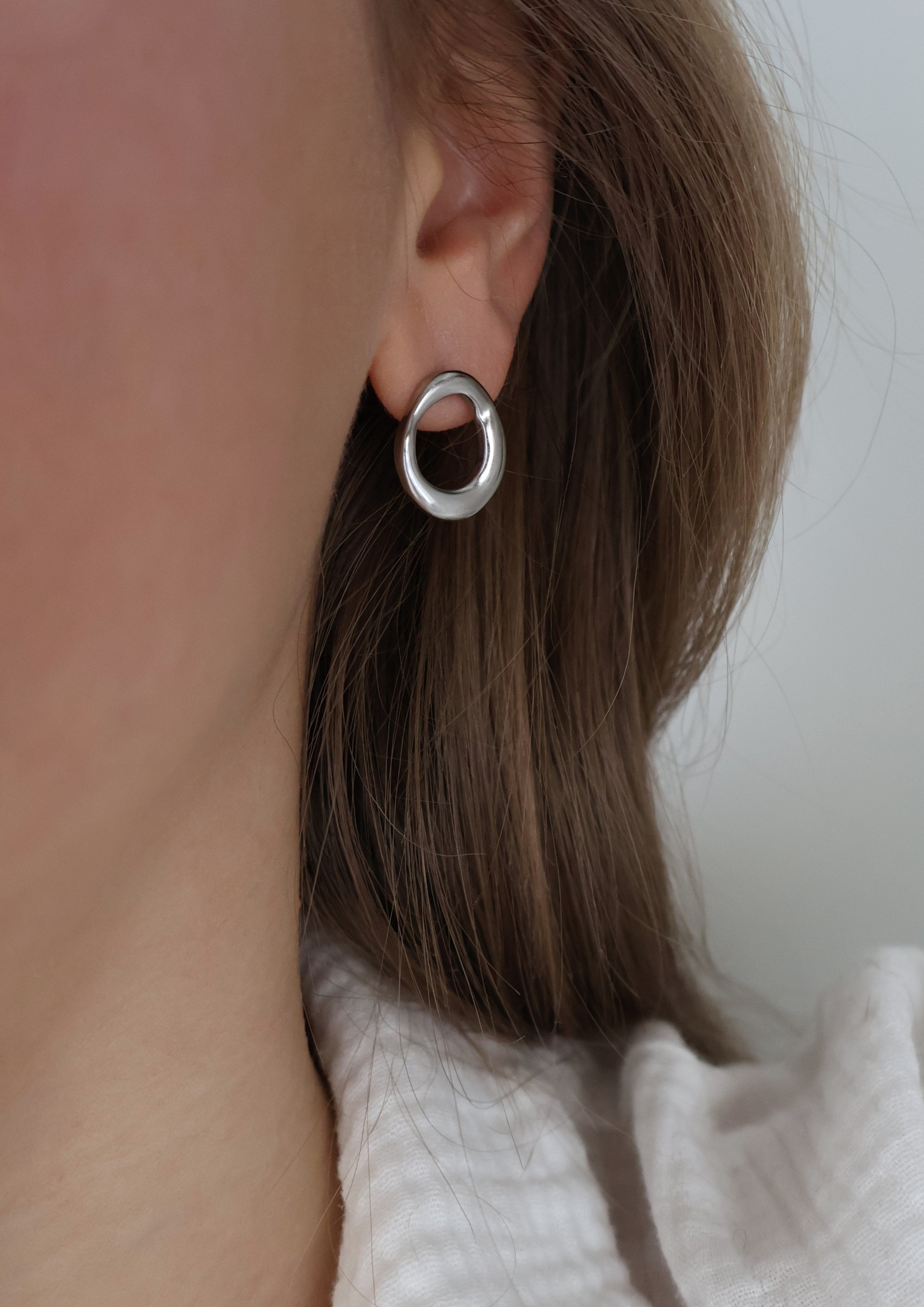 Ovalea Ohrstecker I Silber