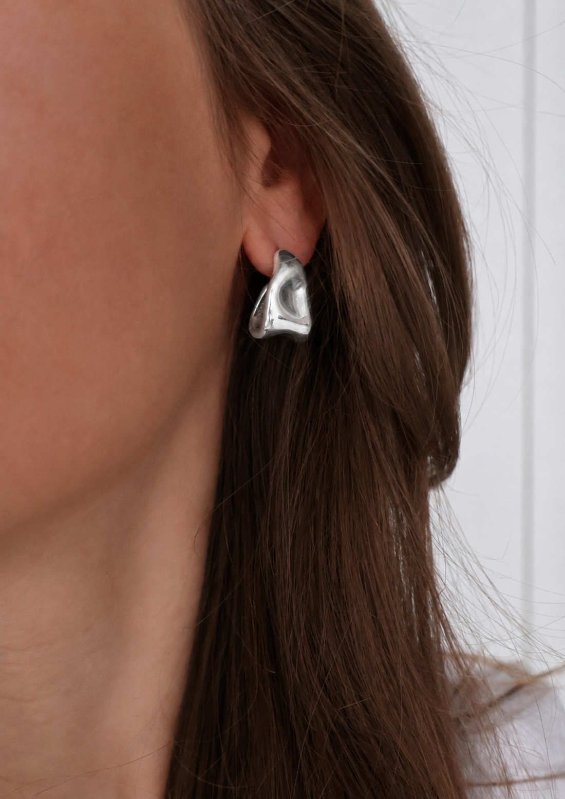Sculped stud earrings | Silver